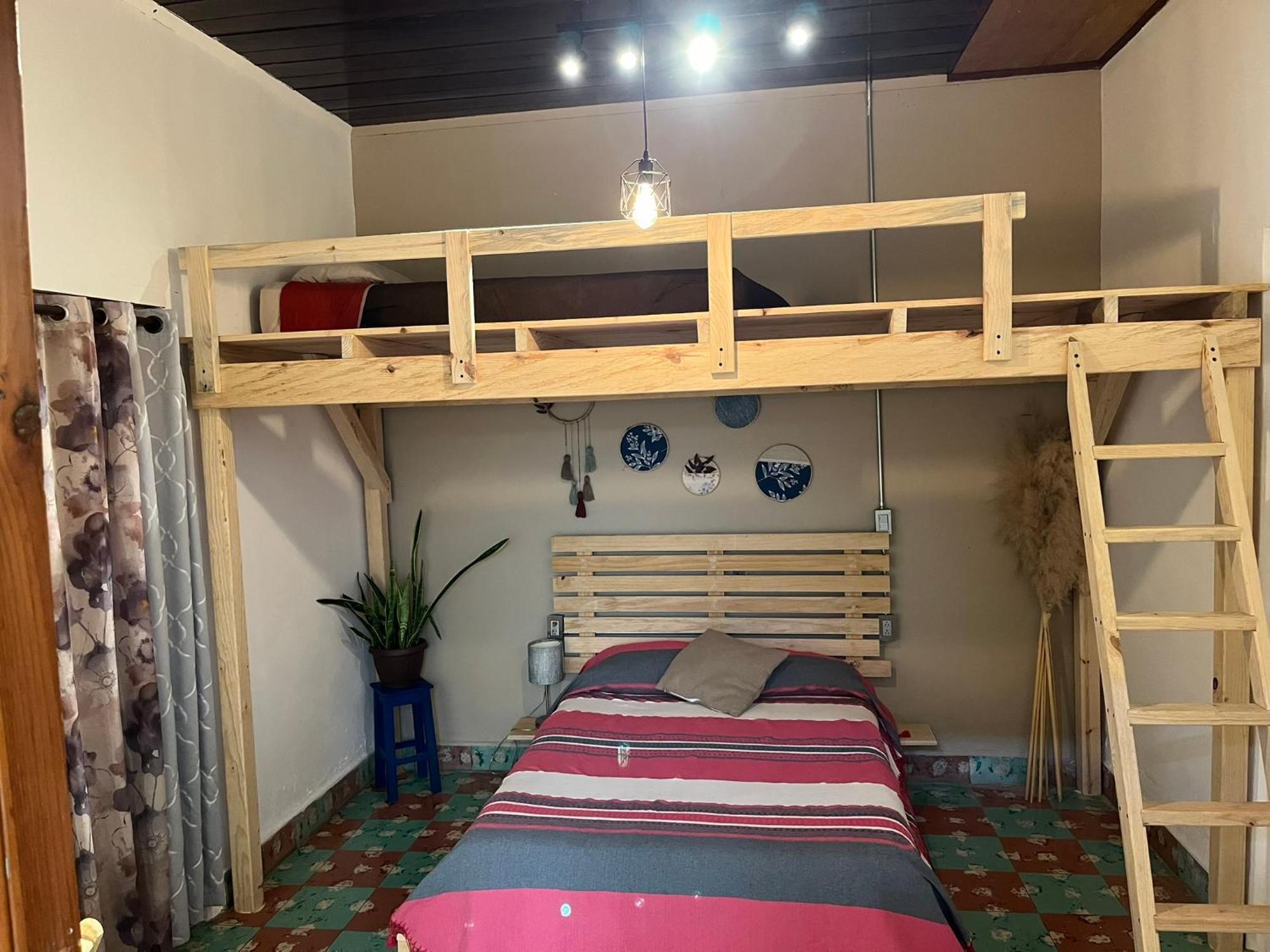 Hostal Casa Gaia Сан-Кристобаль-де-Ла-Касас Экстерьер фото